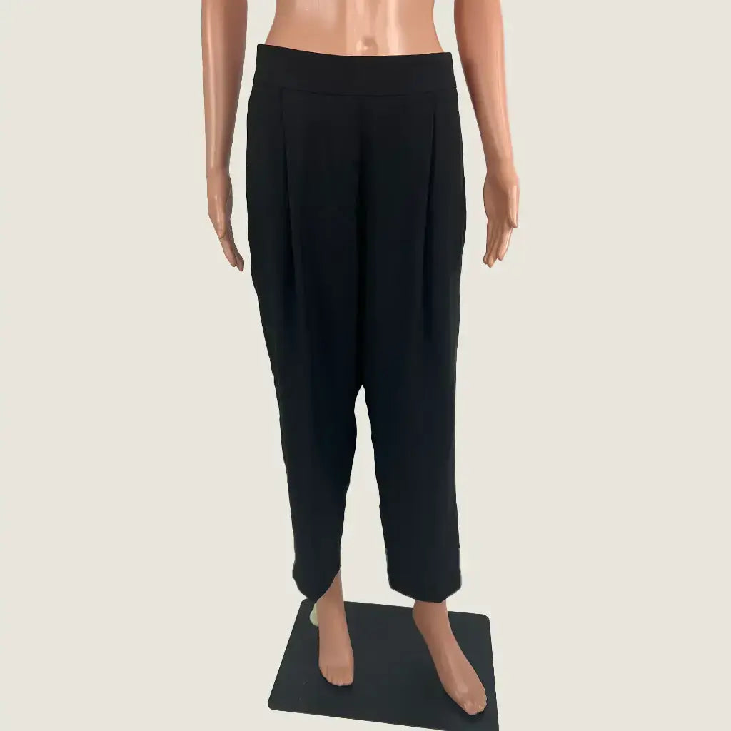 Front View of the Forcast Elsie Wide Leg Pant