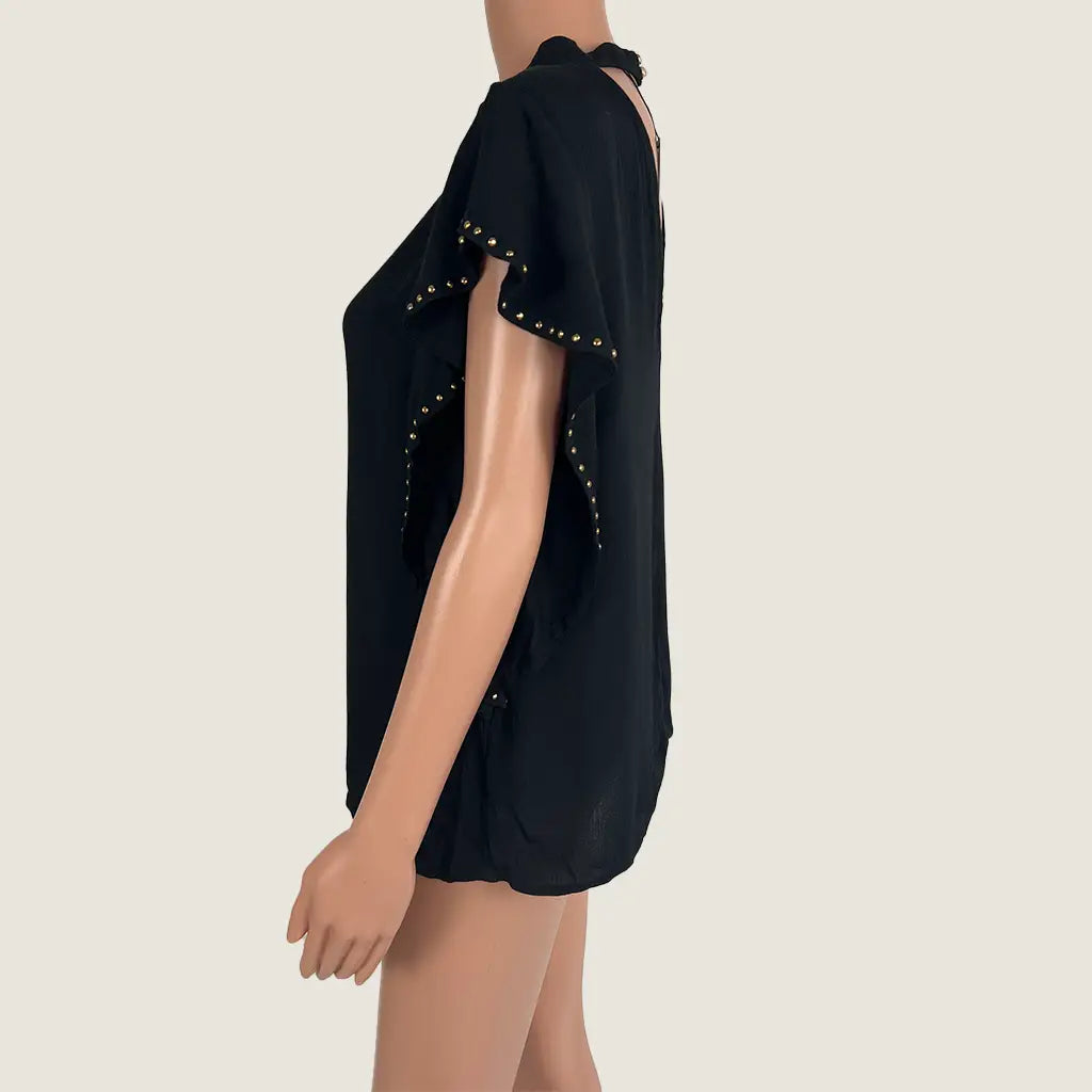 Side View of the G.D.S Short Sleeve Black Top