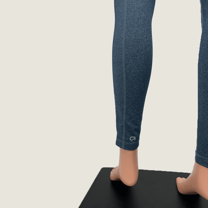 GapFit Women's Full Leg Leggings Detail