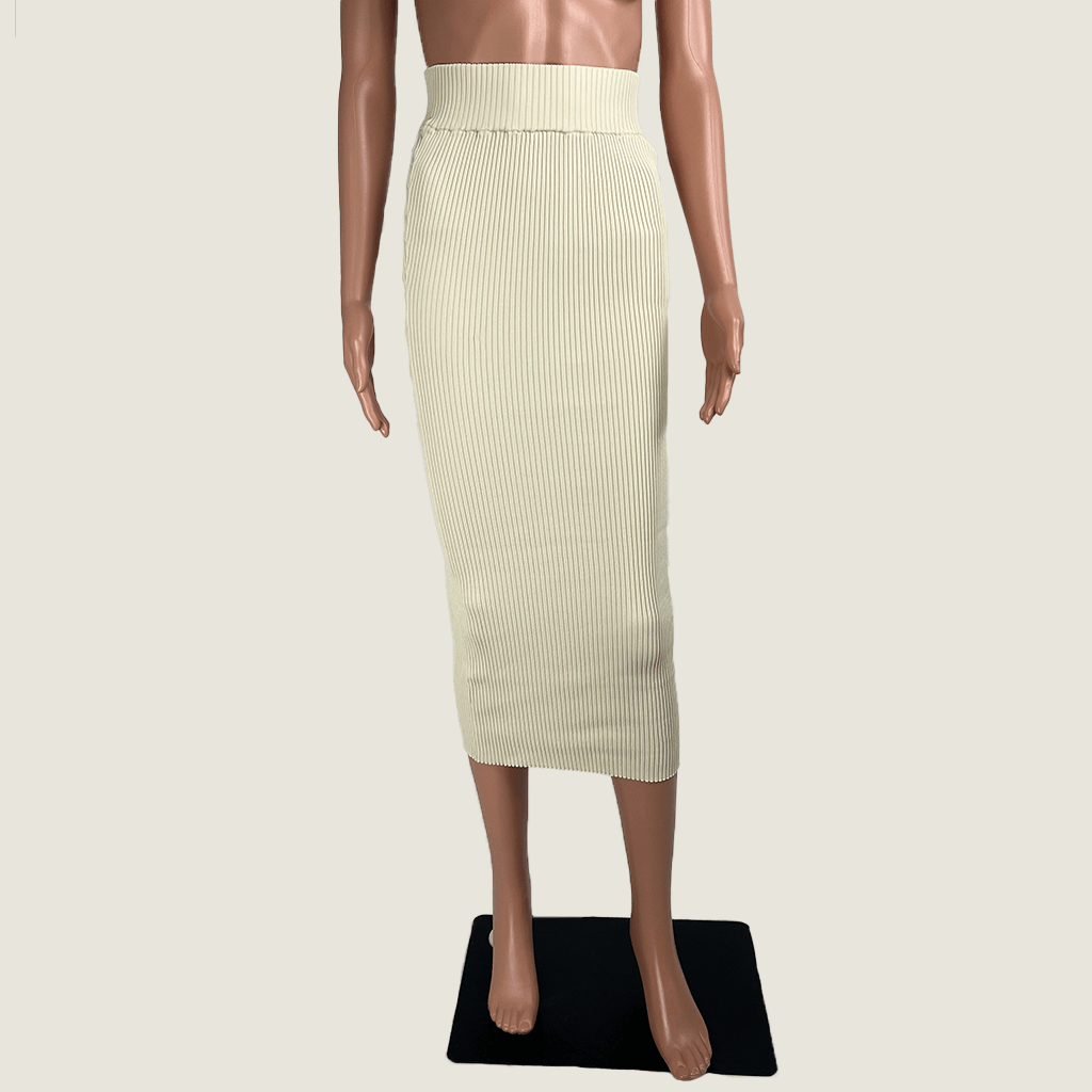 Front view of the Henne Lara Rib Midi Skirt