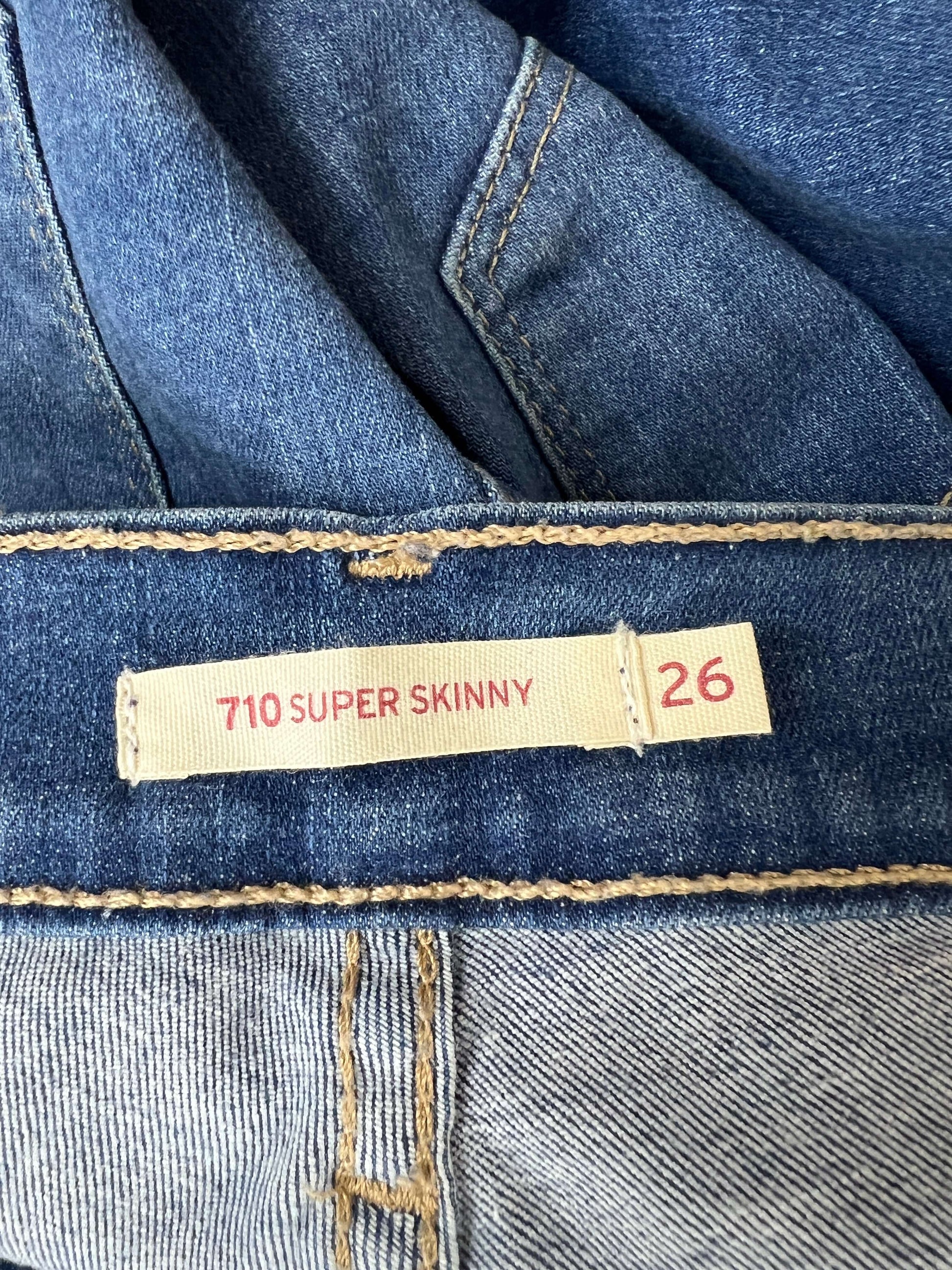 Label of the Levis 710 Skinny Jeans
