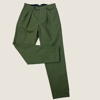 Front view of the Incotex Slowear New Fit D/Pleat Trouser