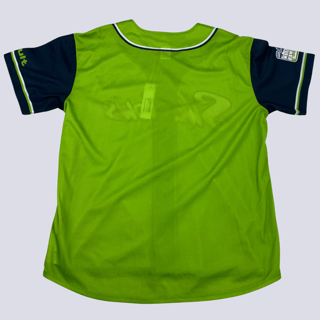 Back view of the Japanese baseball jersey-green Swallows