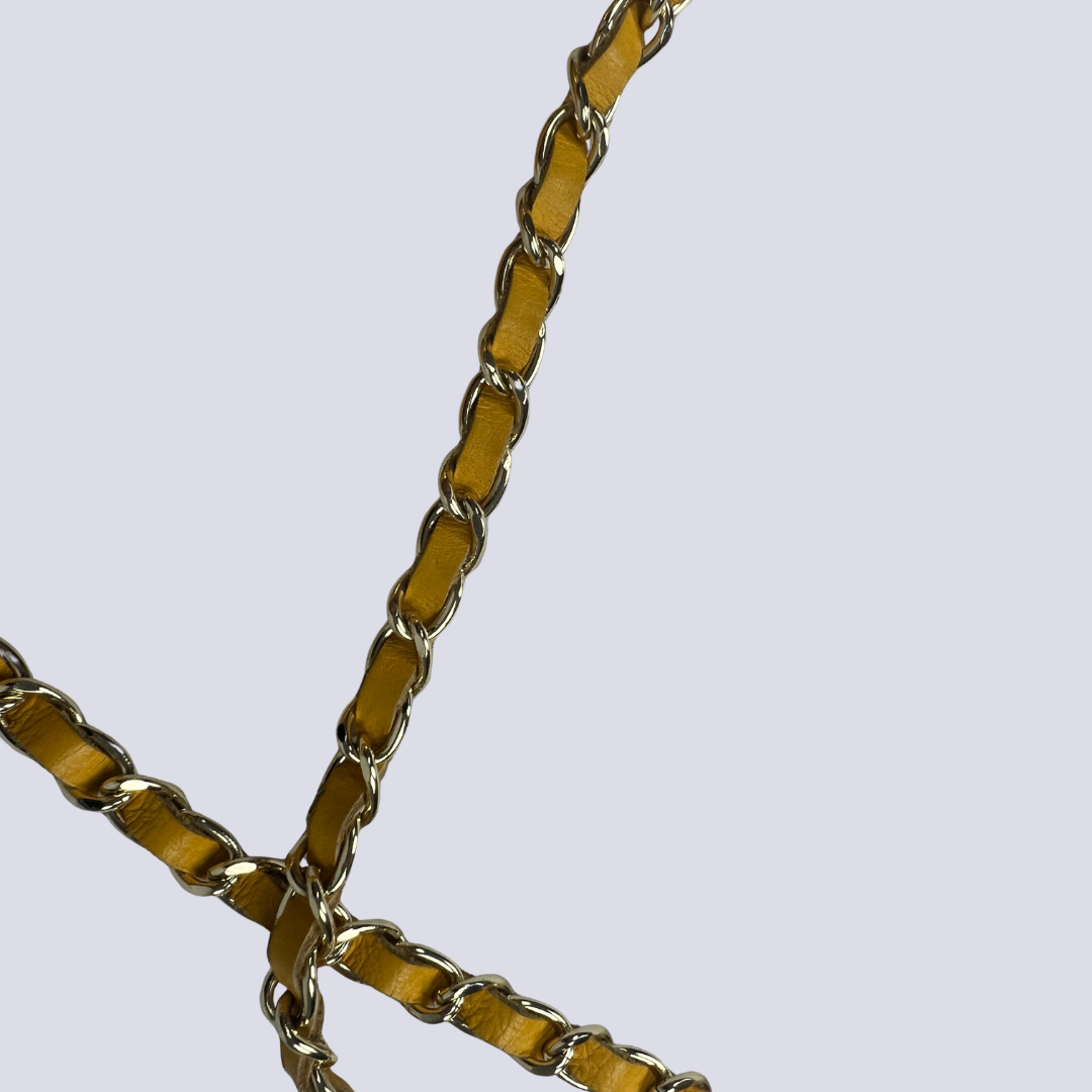 Front view of the Lavorazione Artigiana