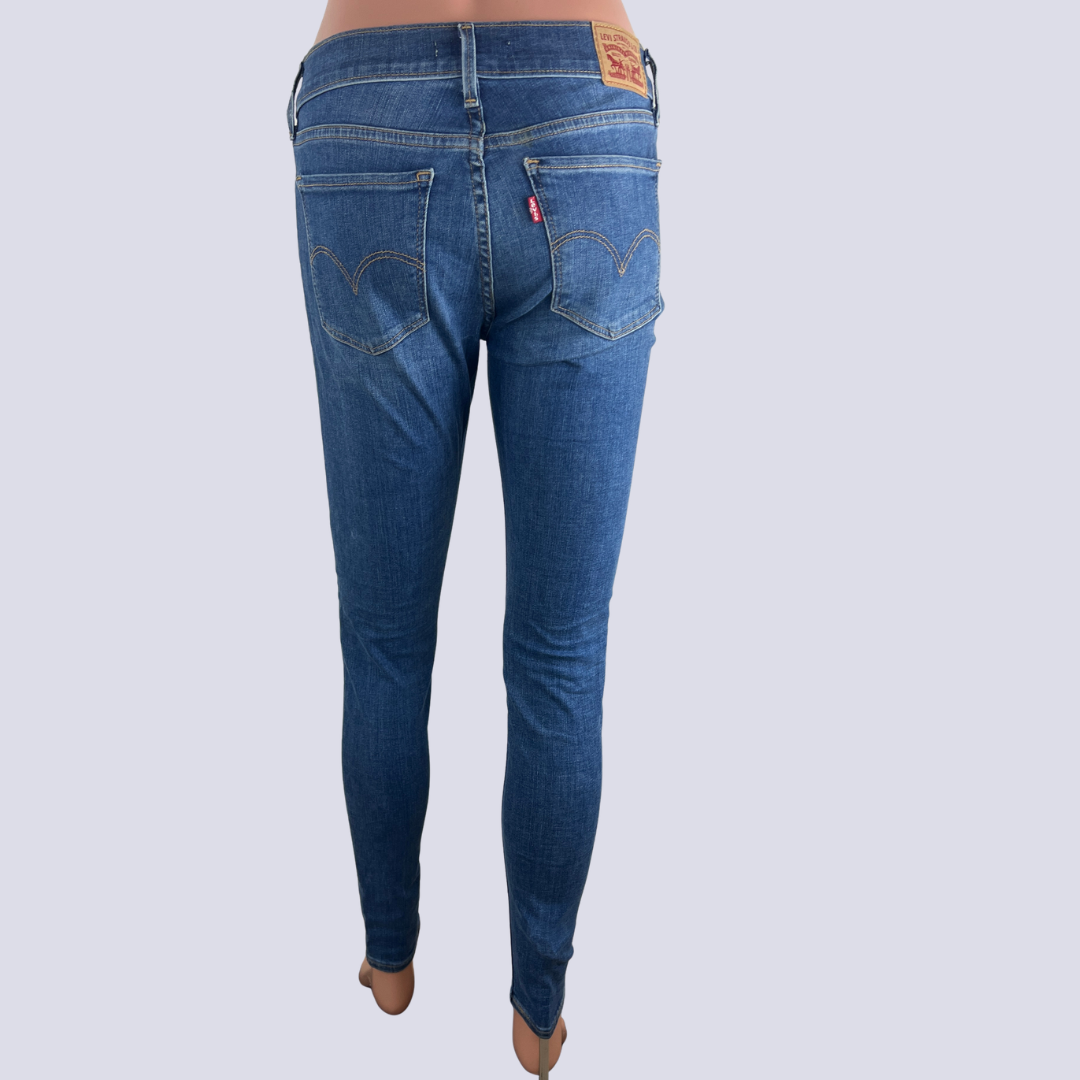 Front view of the Levi Super Skinny Jeans