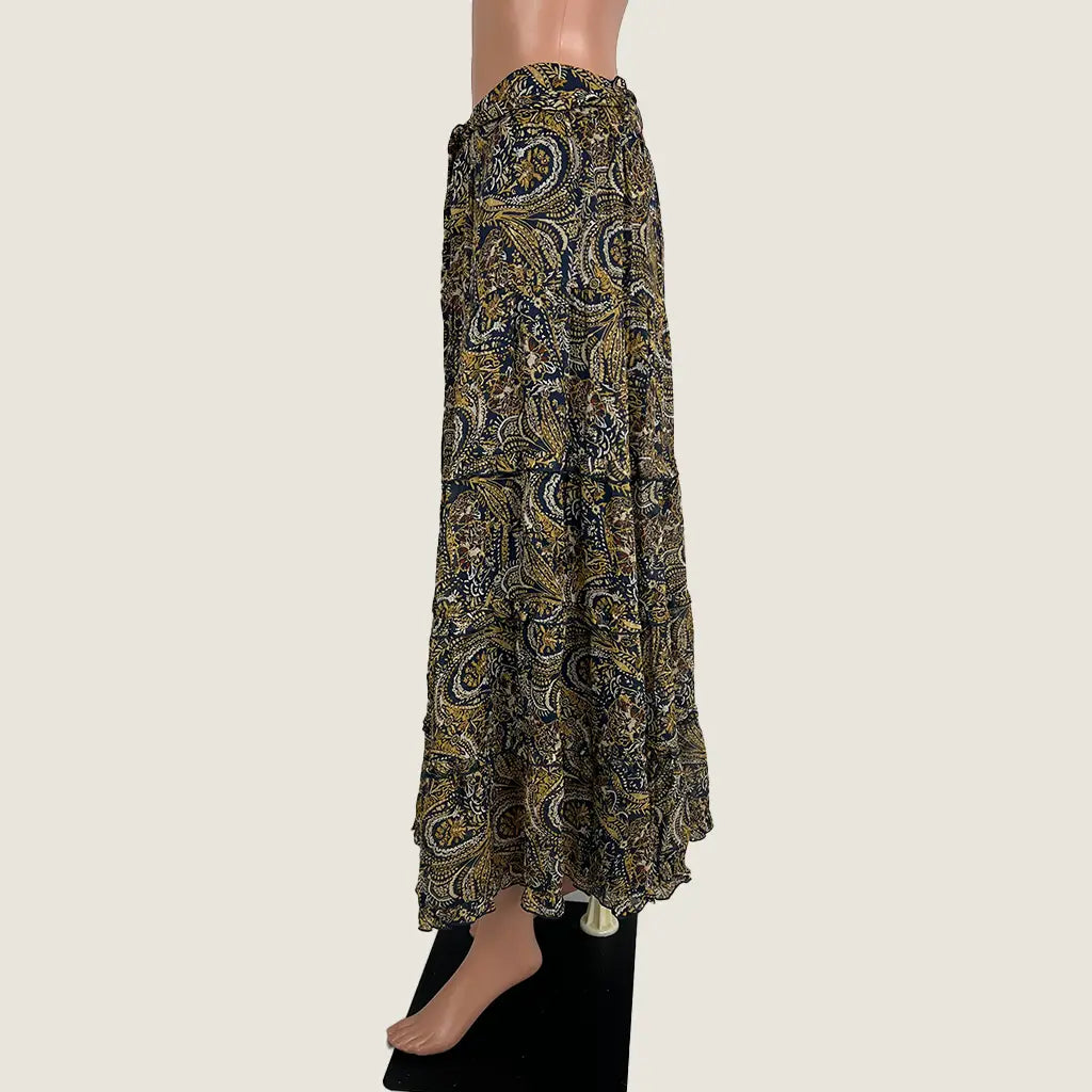 Side View of the Ministry Of Style Parisian Soul Skirt