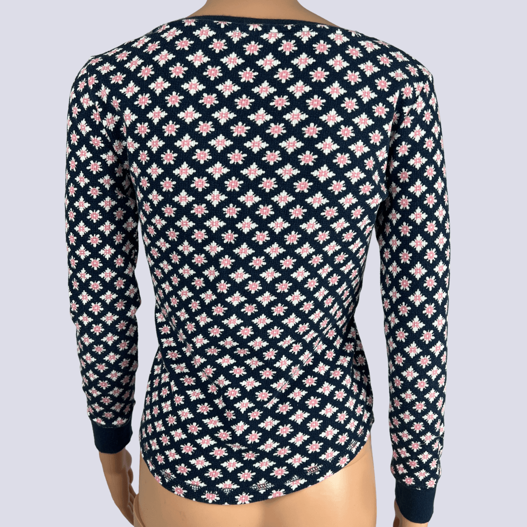 Back view of the Mix long-sleeve top