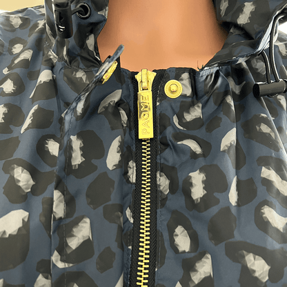 Paqme 3/4 Womens Raincoat Geo Blue Front  Collar Zip Detail