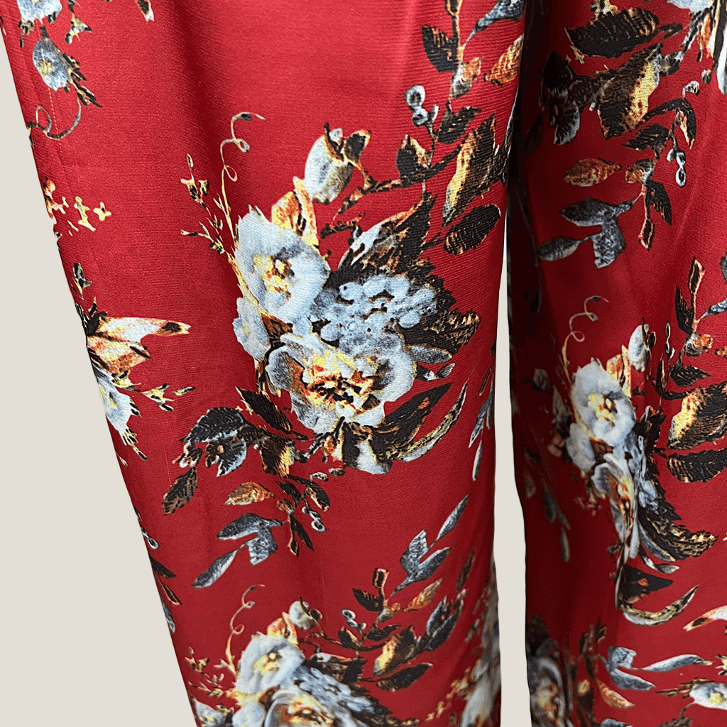 Pretty Little Thing Floral Pant Print Detail