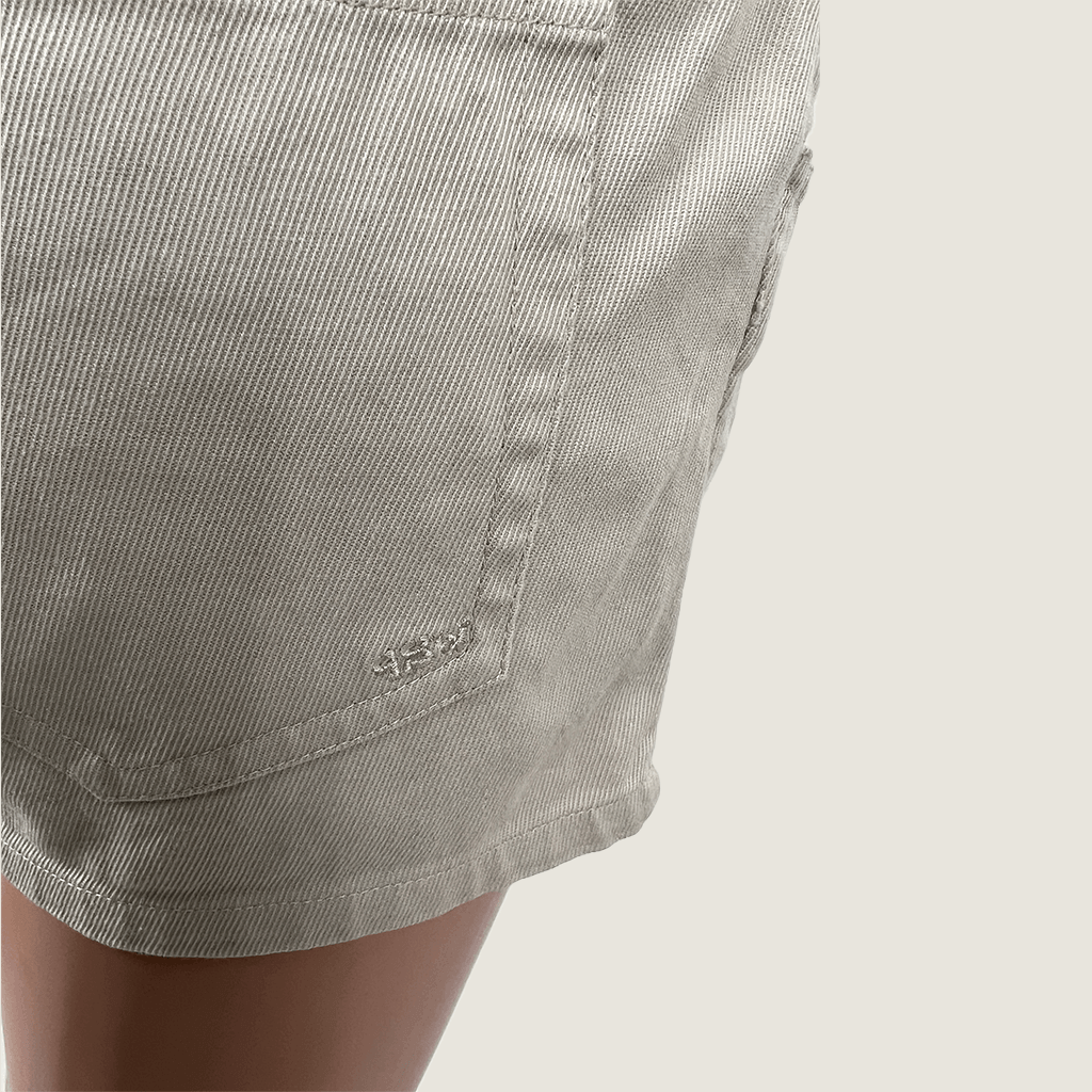 QuickSilver Women's Short Pocket Detail