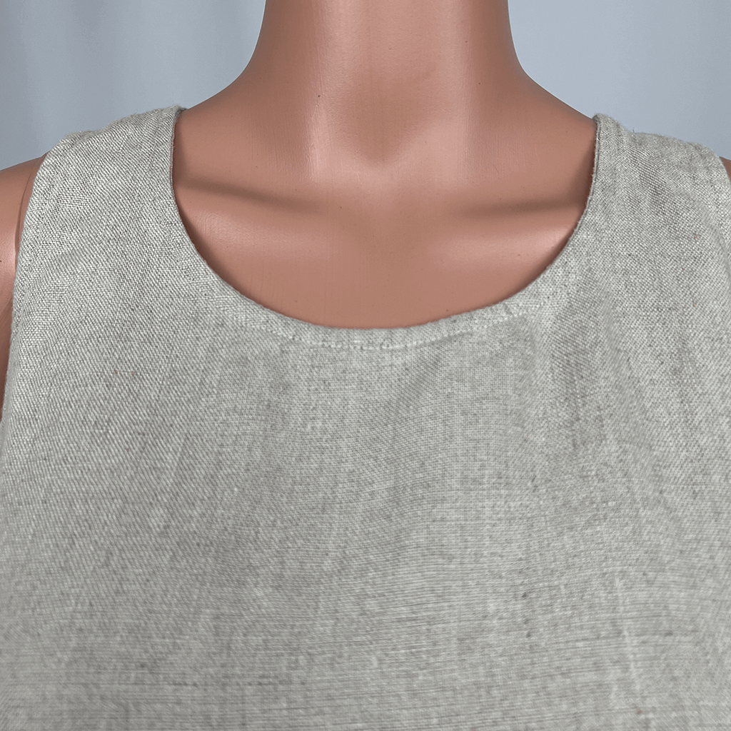 Rebel and Stone Linen Breeze Top Collar Detail