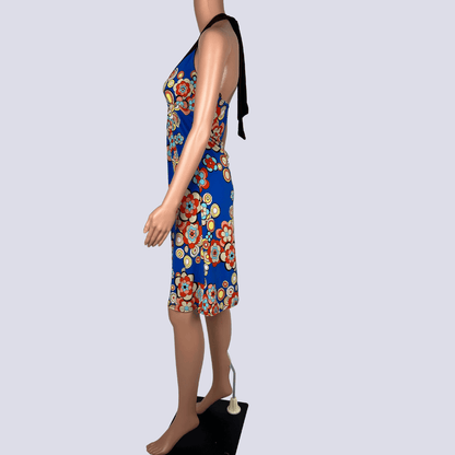 Side view of the SO-U floral halter-neck dress