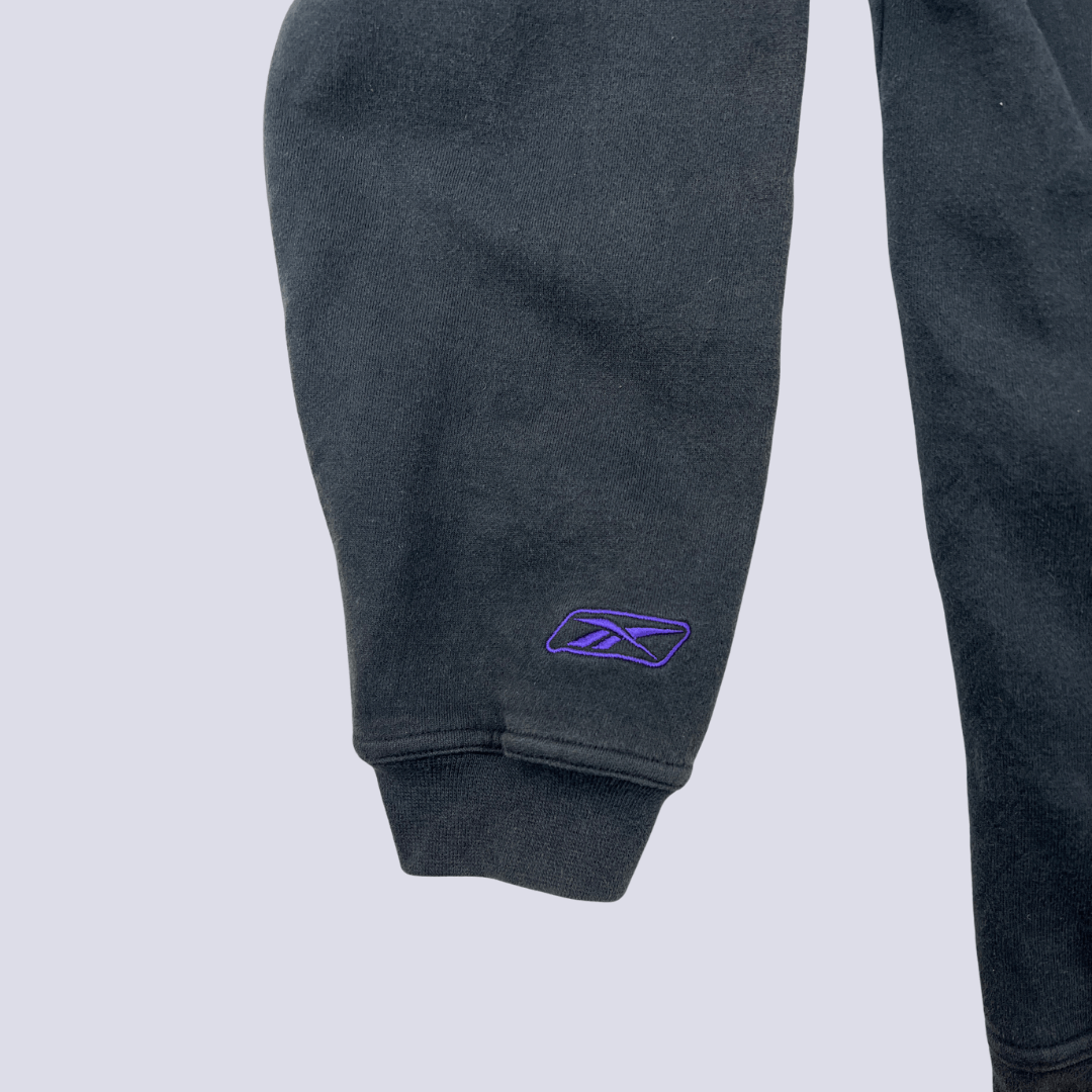 Cuff detail view of the Sacramento Kings Hoodie