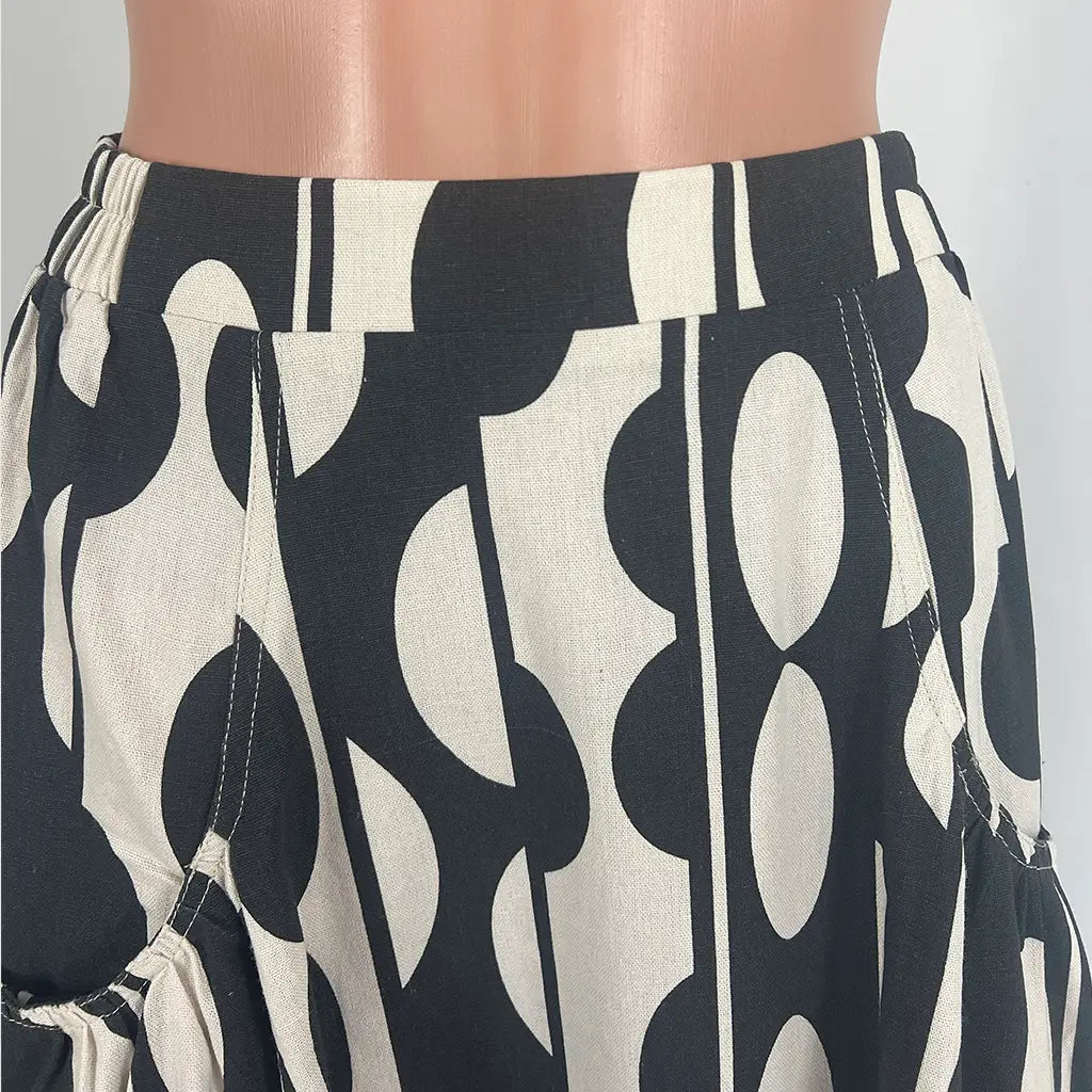 Front Waist View of the Sunny Girl Linen Blend Midi Skirt in Black