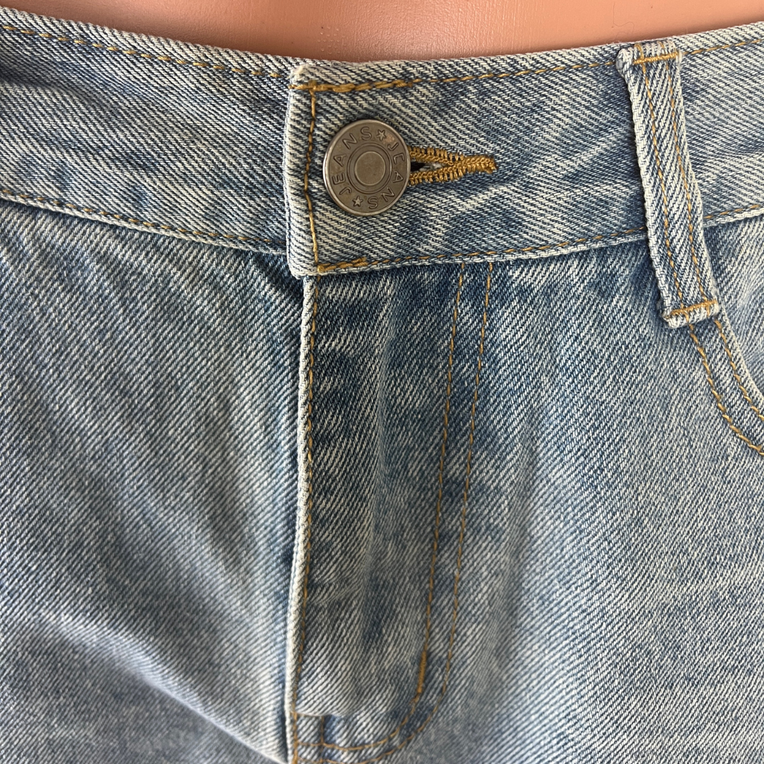 Front view of the Cross Jeans