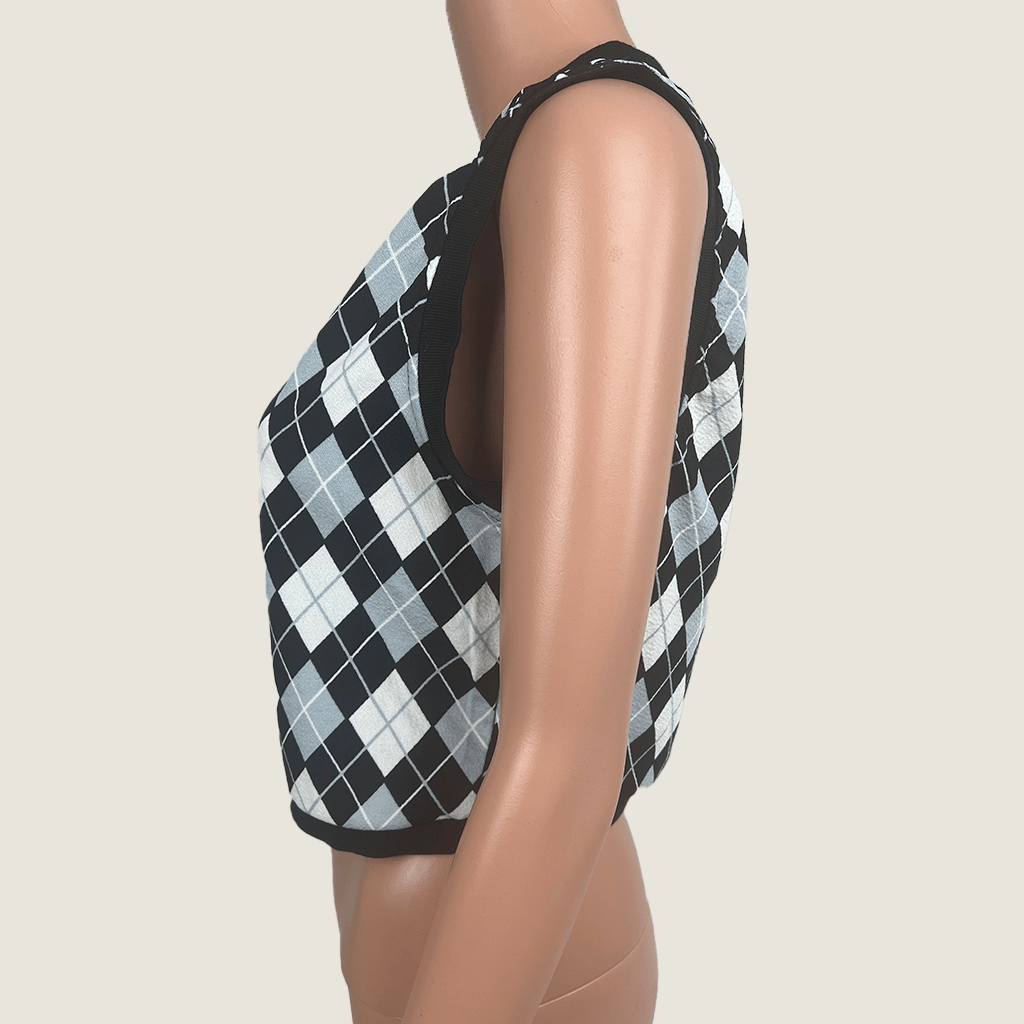 Valleygirl Sleeveless Checkered Vest Side