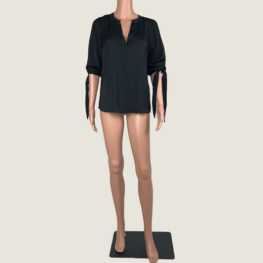 Front view of the Vero Moda Black Short Sleeve Shirt