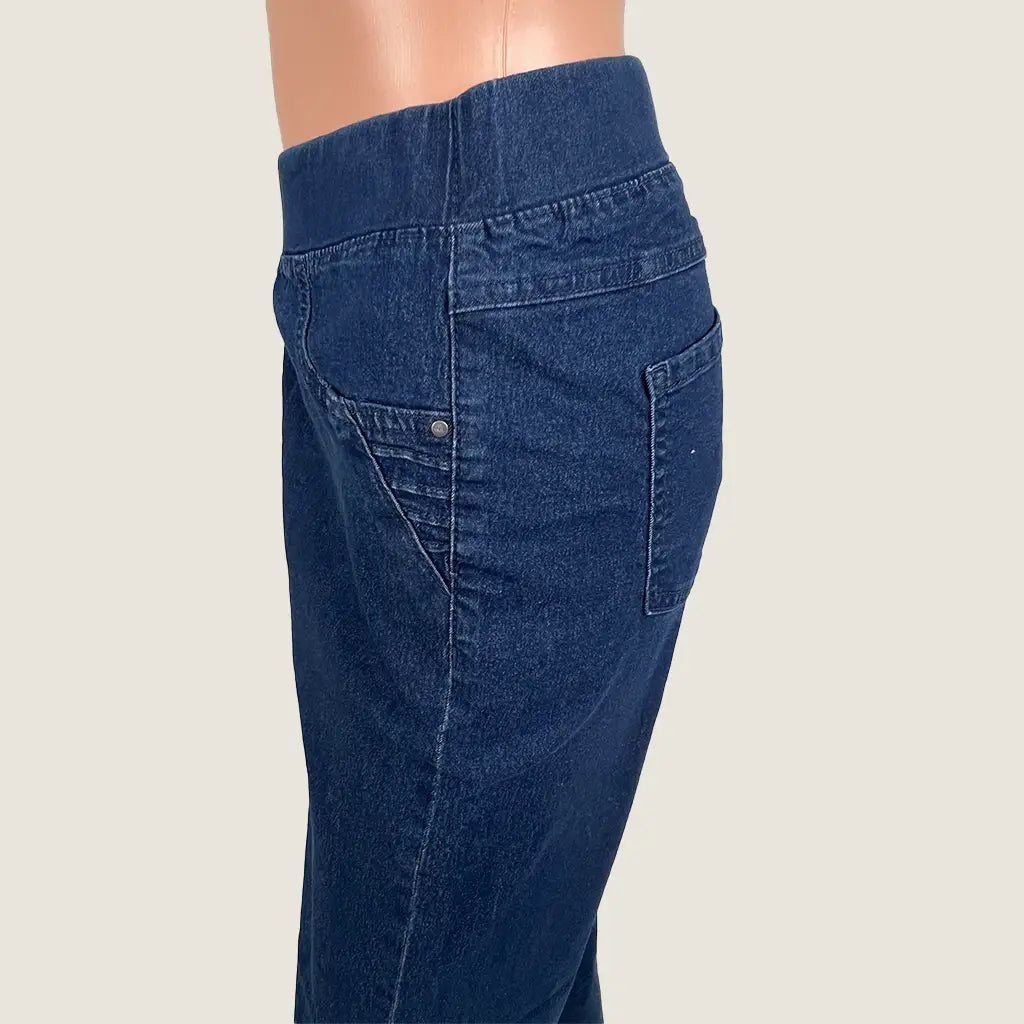 Side Detail View of the W-Lane Signature Full Length Jeans