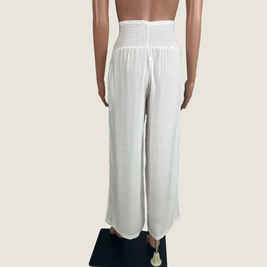 Back View of the White Wide Leg Pant