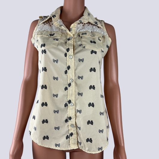 Front view of the Butterfly Short Sleeve Shirt