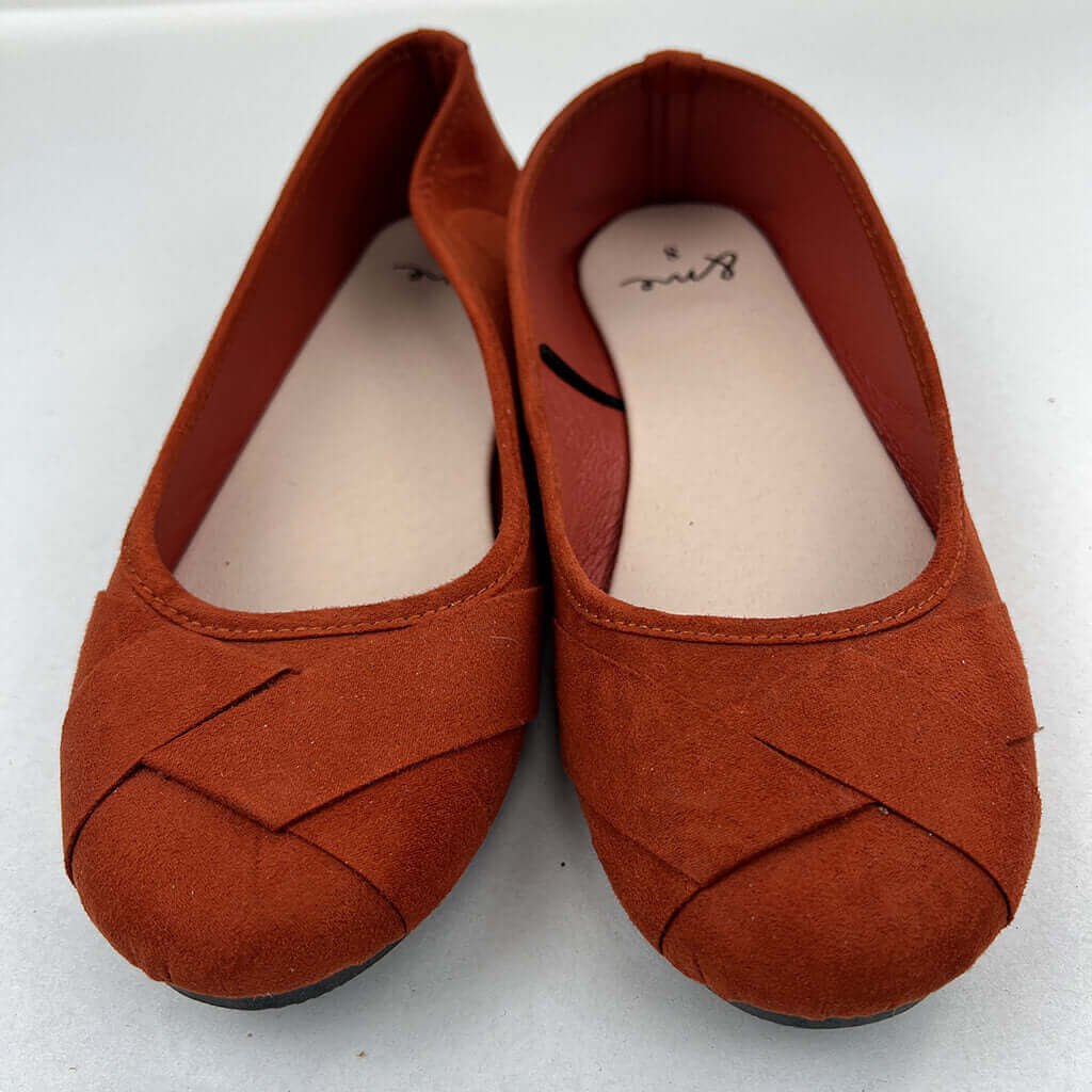 And-me-burnt Red Slip On Pair
