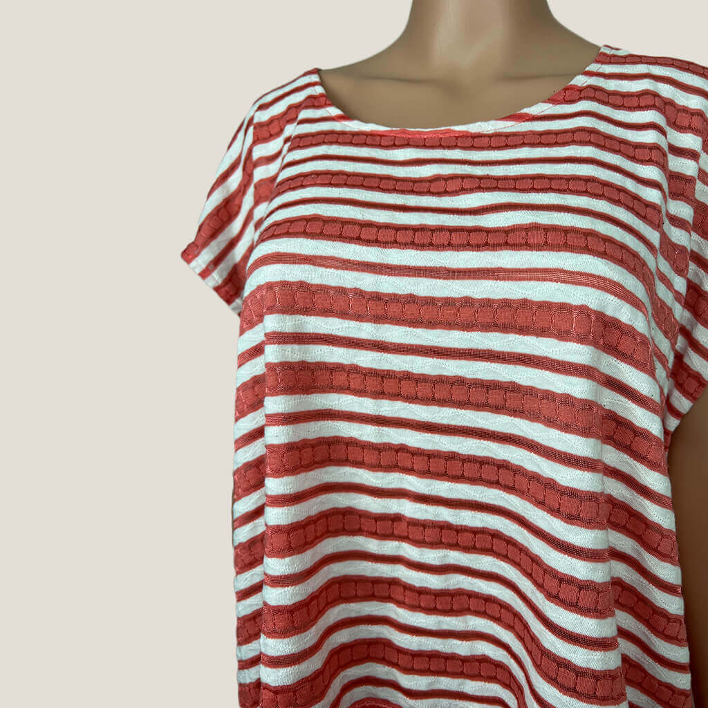 Caroline Morgan Hi Low Striped Top Detail