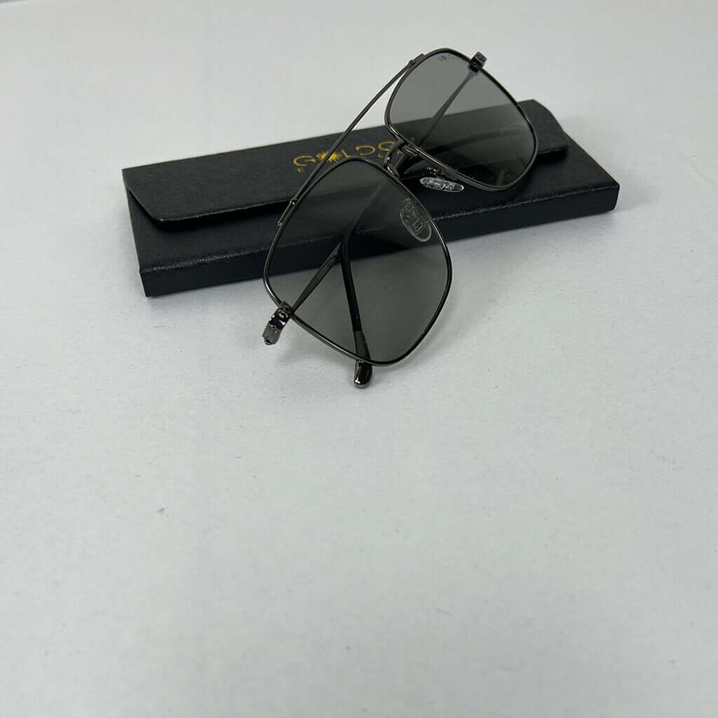 Sunglasses, Carter Smoke, Gunmetal Style Frame, Smoke Tint with case
