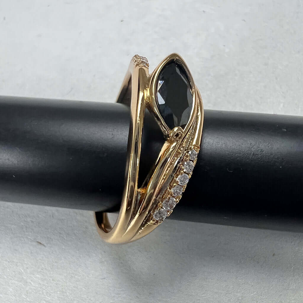 Gold Ring Black Onxy And Cubic Zirconia Top View