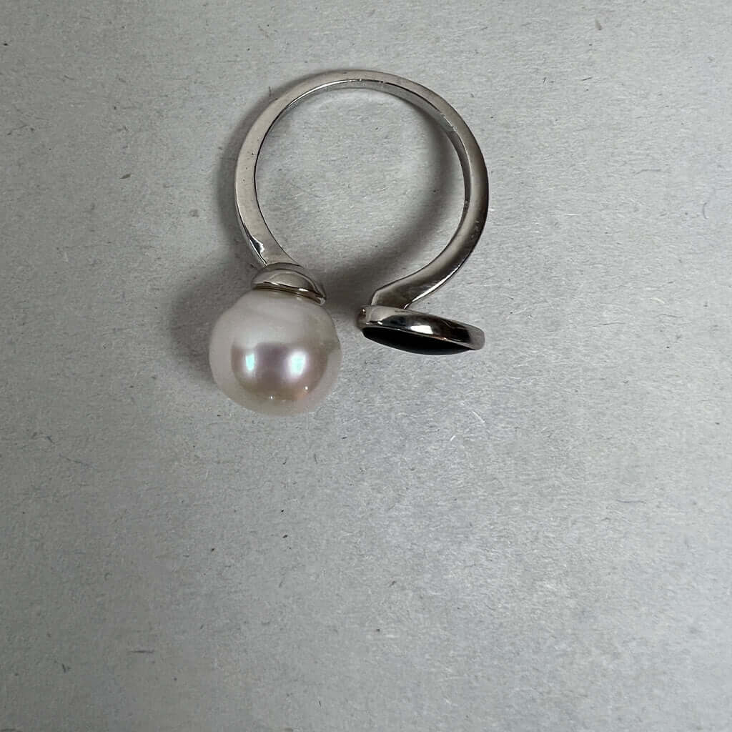 Sterling Silver Pearl Ring upside down