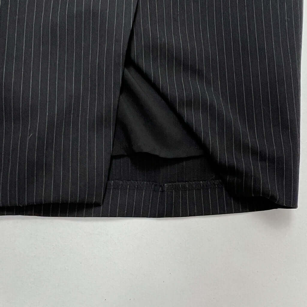 Portman pin stripe Hem Detail