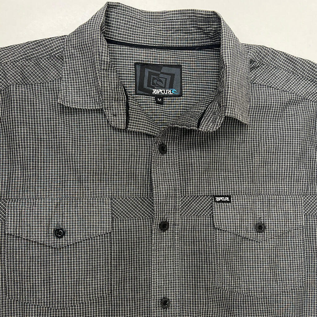 RipCurl Mens Checkered Shirt Collar Detail