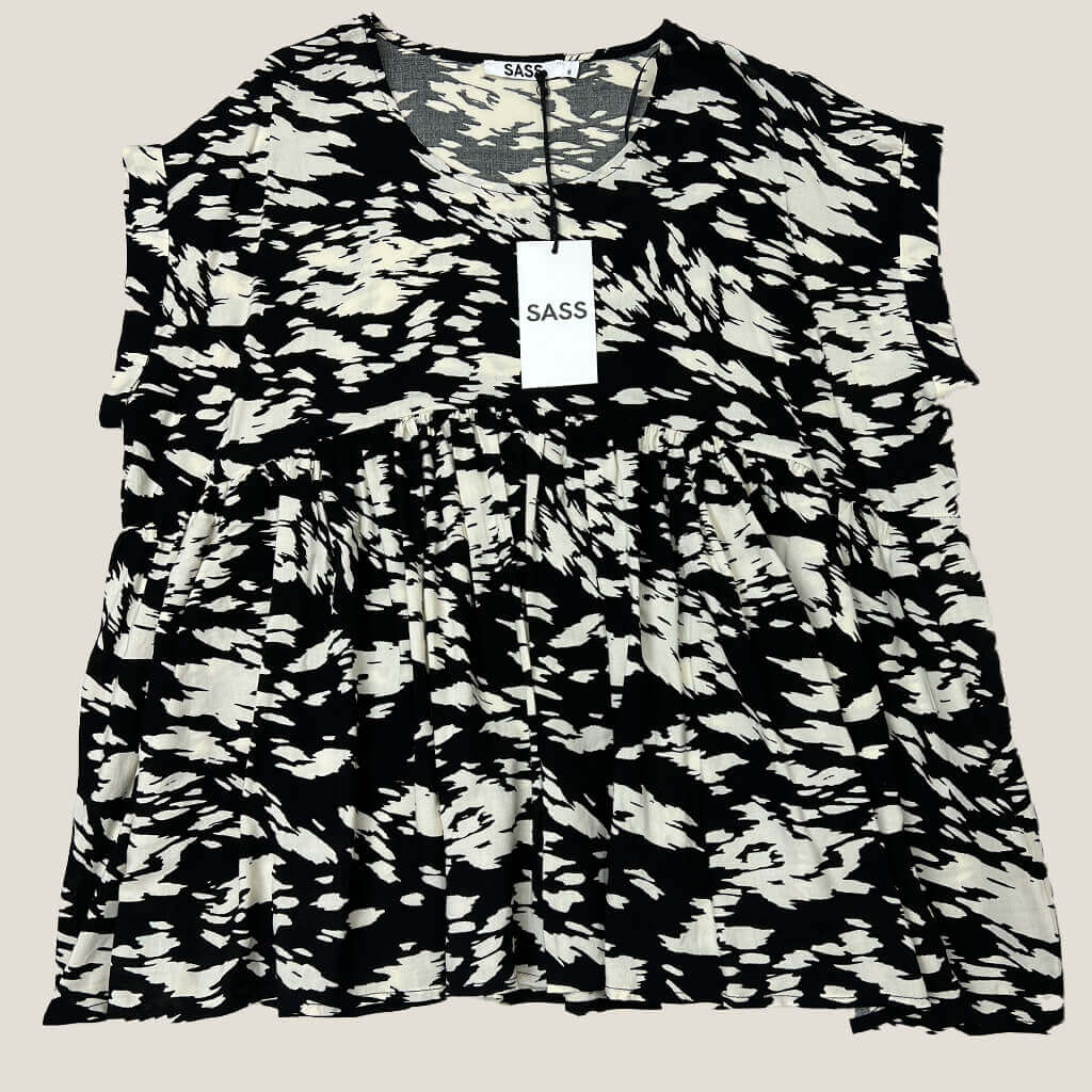Front Sass Macy Black and White Baby Doll Top