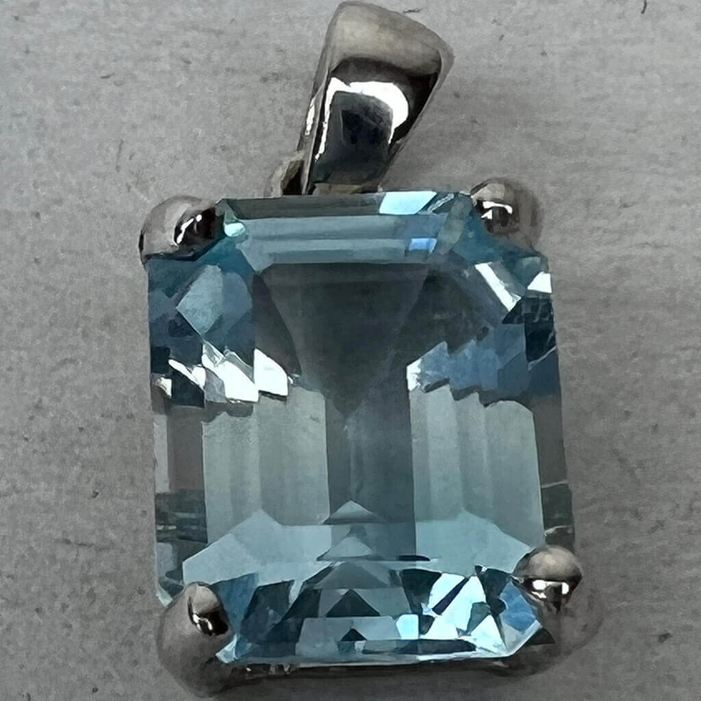 Sterling Silver Topaz Pendant close up