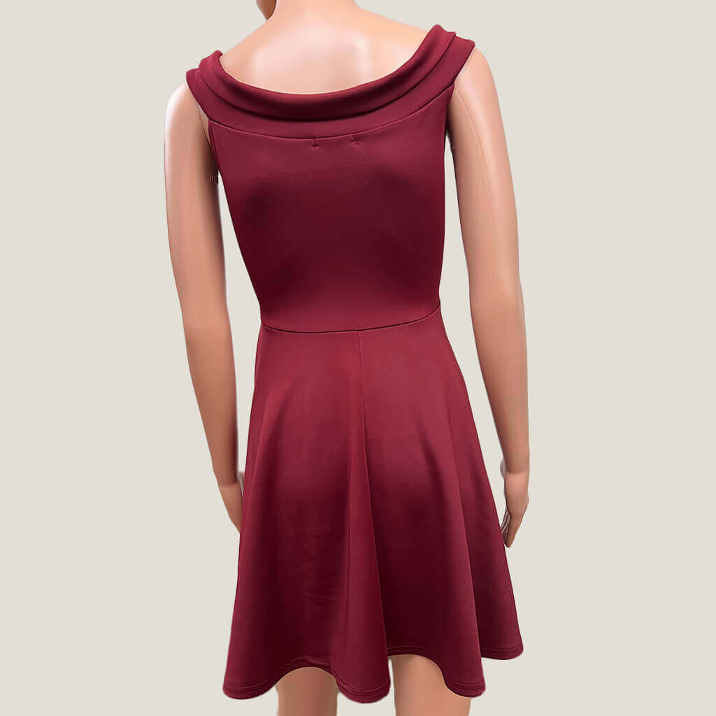 Boohoo Burgundy Sleeveless Midi Dress Back