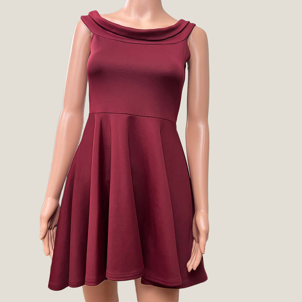 Boohoo Burgundy Sleeveless Midi Dress Front